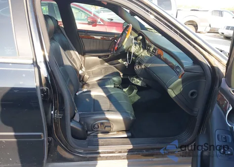 2002 Cadillac Deville Dhs z USA, uszkodzony, nr VIN 1G6KE54Y72U235582